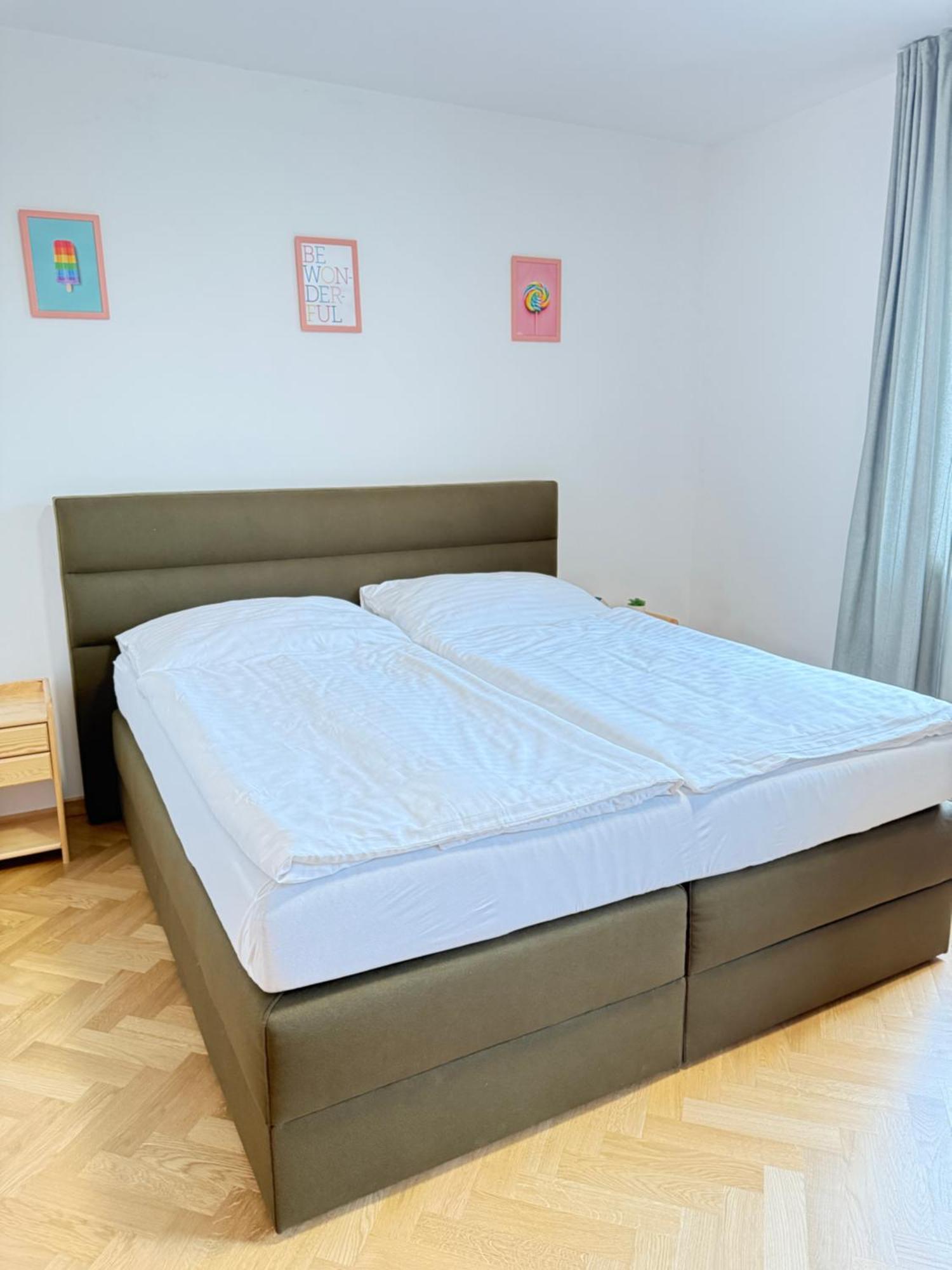 Familyvilla, New 4 Luxury Big Apartments, Parking 프라하 외부 사진
